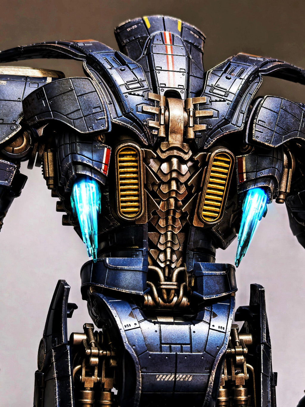 Infinity Studio Gipsy Danger Collectible Figure Pacific Rim Statue Model
