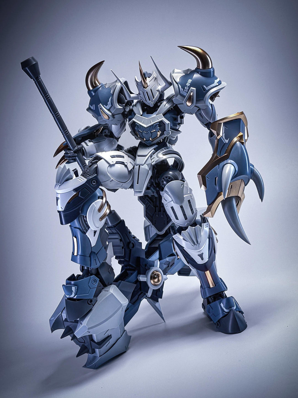 SNAA Galahad 1/12 Scale Pre-Assembled Mecha Model with LED Light & Alloy Frame