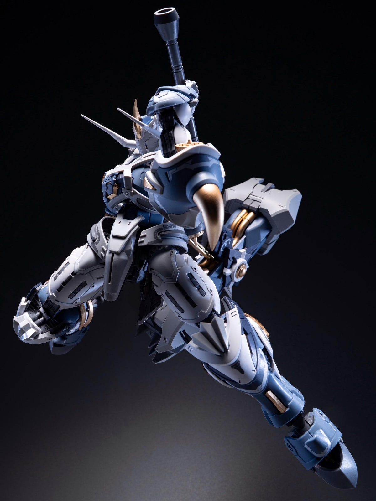 SNAA Galahad 1/12 Scale Pre-Assembled Mecha Model with LED Light & Alloy Frame