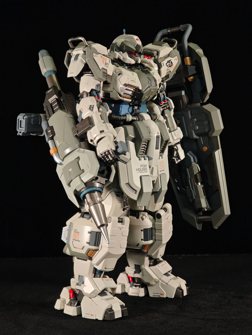 MOSHOW Hunter Fox Squad Standard Version Action Figure Model Kit Collectible